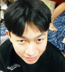李俊毅